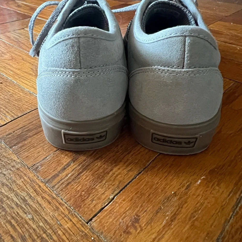 Adidas sneakers - Picture 3 of 3